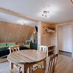 Séjour chez l'habitant Goscinne Borowy *