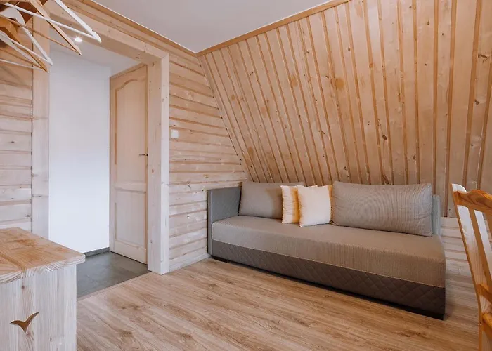 Goscinne Borowy Rum i privatbostad *